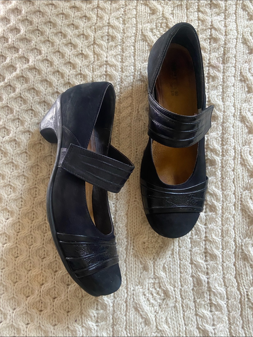 Naot Black Mary Jane Low Heel Pumps 9-9.5